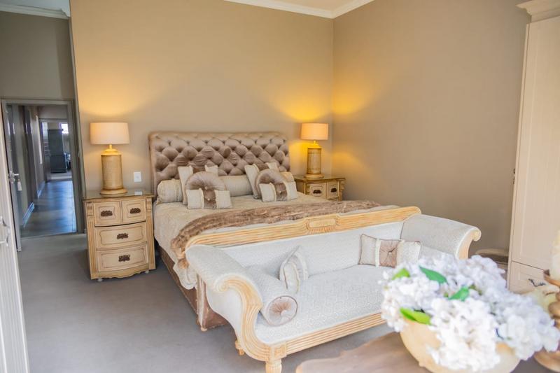 4 Bedroom Property for Sale in Kingswood Golf Estate Western Cape